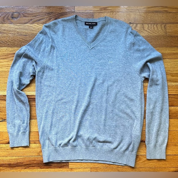 Michael Kors Light Gray V-Neck Men's Sweater - Picture 1 of 3